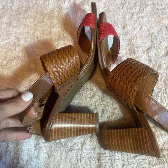 Coach and Four shoes size 7.5 M - Picture 8 of 10